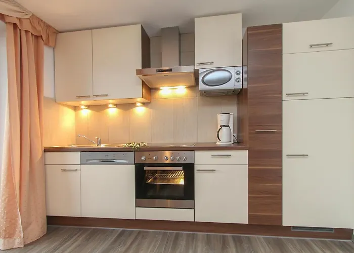 Haus Zehentner * فيبربرن